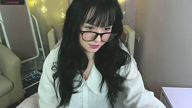 Snapshot of onix_cherry chatting on March 6, 8:16 pm onix cherry online show from March 6, 8:16 pm