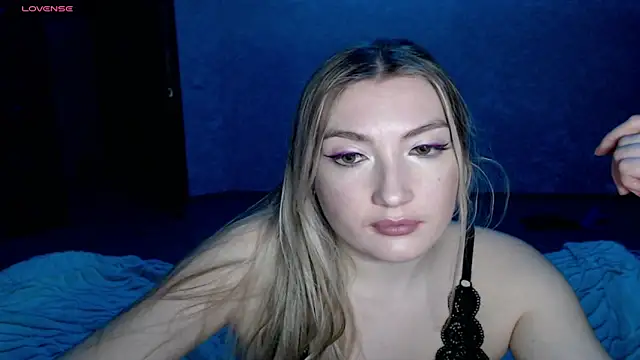 MiraRoy online show from March 6, 6:59 pm