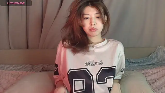 minny moon online show from March 28, 3:17 am