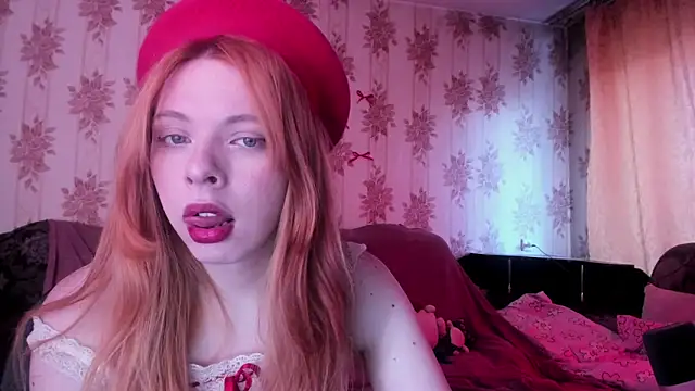 Snapshot of Cutie_Bambi chatting on April 5, 11:07 am Cutie Bambi online show from April 5, 11:07 am