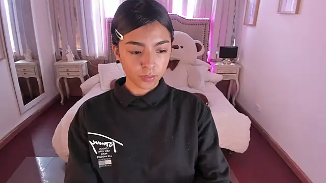 nia-malkova online show from February 8, 2:20 pm