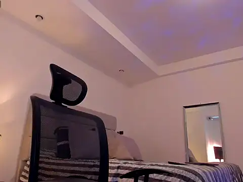 chris morgan7 online show from March 21, 9:18 pm