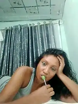 Snapshot of sexykajol2001 chatting on February 26, 12:53 am sexykajol2001 online show from February 26, 12:53 am