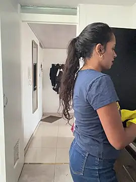 LunaHeat online show from March 6, 3:08 pm