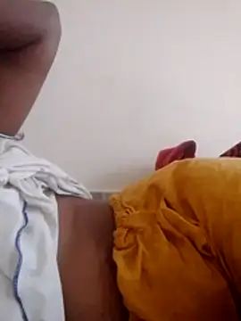 Snapshot of Toma7890 chatting on March 18, 7:22 am Toma7890 online show from March 18, 7:22 am