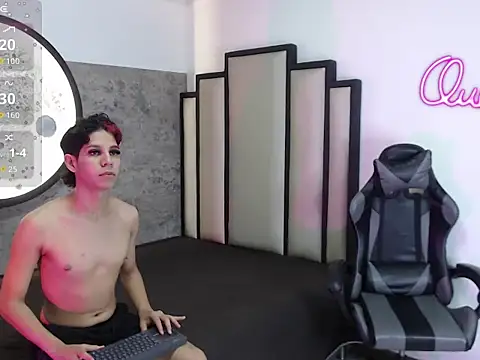 Philipp-Jones online show from February 21, 11:55 am