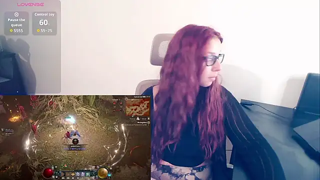 Snapshot of AustrianGirl99AtWork chatting on March 24, 12:37 am AustrianGirl99AtWork online show from March 24, 12:37 am