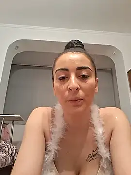 Snapshot of ElleanorPink chatting on February 28, 12:55 am ElleanorPink online show from February 28, 12:55 am