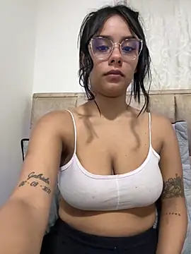 Annivalencia online show from February 3, 3:37 am