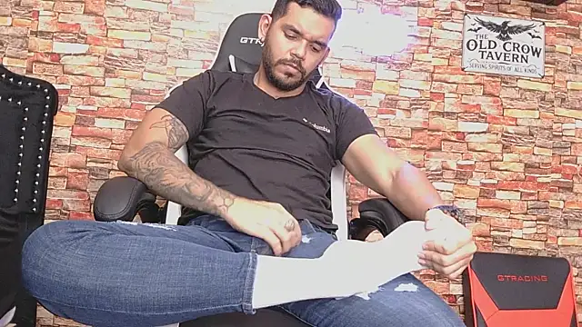 damon69696 online show from February 5, 7:24 am