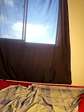 Snapshot of _ChloeRed chatting on March 19, 2:32 pm ChloeRed online show from March 19, 2:32 pm