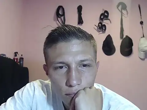 Cronos Hot 8 online show from March 6, 8:55 am