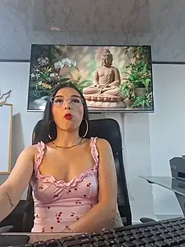 Snapshot of Jade_connor chatting on July 18, 7:50 pm Jade connor online show from July 18, 7:50 pm