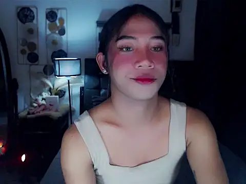 Eacakes online show from February 11, 10:15 pm