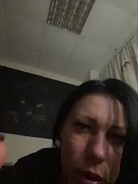 Snapshot of OnlyMila chatting on March 5, 3:52 pm OnlyMila online show from March 5, 3:52 pm