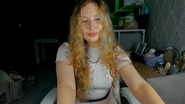 Marcellis Charm online show from February 1, 4:49 pm