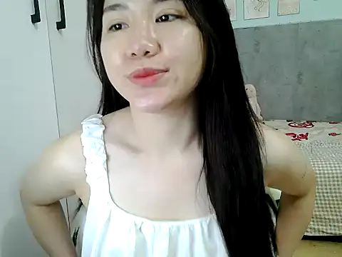 Snapshot of Amy8386 chatting on May 5, 5:04 am Amy8386 online show from May 5, 5:04 am