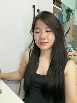 Snapshot of Amy8386 chatting on May 8, 4:45 pm Amy8386 online show from May 8, 4:45 pm