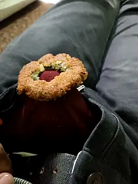 don raja123 online show from February 9, 4:05 am