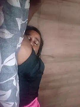 Snapshot of Hellentrans24 chatting on March 7, 12:57 pm Hellentrans24 online show from March 7, 12:57 pm