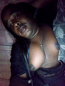 Snapshot of Hellentrans24 chatting on March 27, 8:26 am Hellentrans24 online show from March 27, 8:26 am