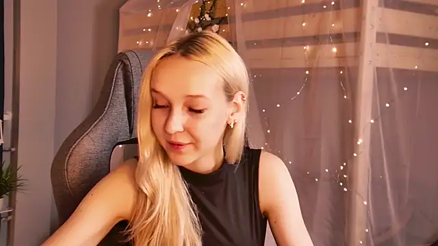 MaoqiBeverly online show from July 1, 7:43 am