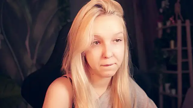 MaoqiBeverly online show from July 29, 6:44 am