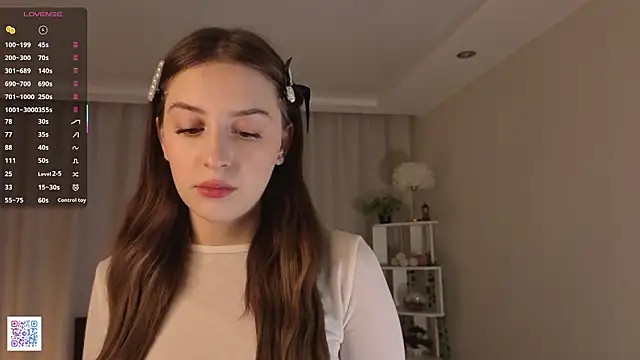 Snapshot of LeanneDinkle chatting on March 19, 4:27 am LeanneDinkle online show from March 19, 4:27 am