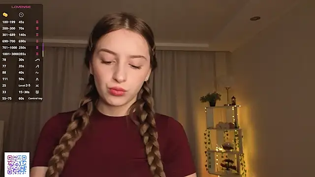 Snapshot of LeanneDinkle chatting on March 21, 4:17 am LeanneDinkle online show from March 21, 4:17 am