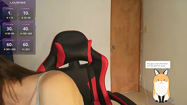 Snapshot of Zoe-Walzer chatting on March 3, 8:26 pm Zoe-Walzer online show from March 3, 8:26 pm