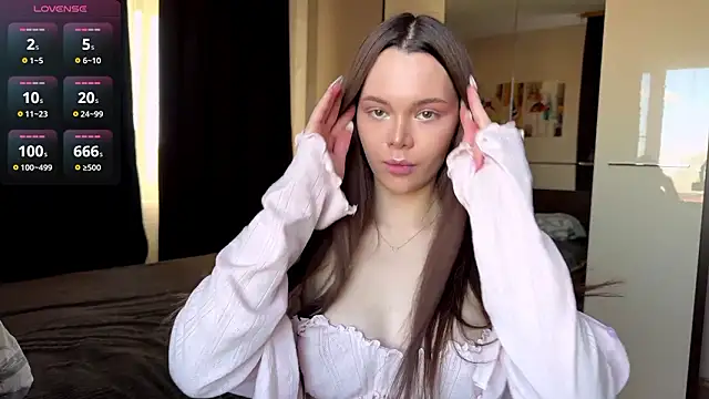 Snapshot of TinaScarlet chatting on March 25, 8:20 am TinaScarlet online show from March 25, 8:20 am