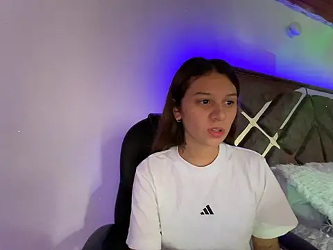 alison parkerr26 online show from February 5, 4:55 pm