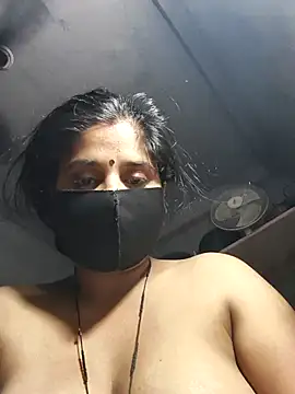 Snapshot of Sexy_khushi19 chatting on April 9, 9:53 pm Sexy khushi19 online show from April 9, 9:53 pm
