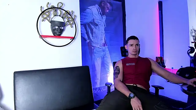 Snapshot of CRISTHIAN_WOLF1 chatting on July 18, 2:32 pm CRISTHIAN WOLF1 online show from July 18, 2:32 pm