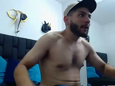 deyby hot online show from February 7, 7:17 pm