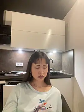 Just-Lilly online show from May 24, 2:38 am