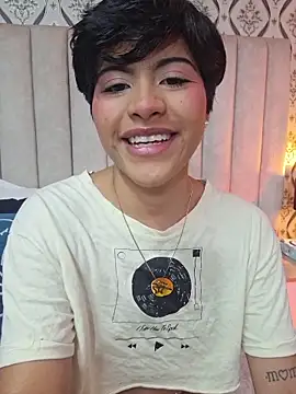 Snapshot of Eva_Monroes chatting on March 23, 4:27 am Eva Monroes online show from March 23, 4:27 am