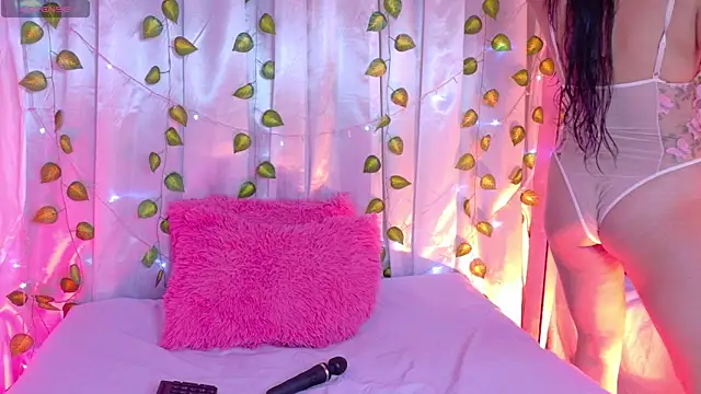 AlannaSmiless online show from March 28, 1:22 pm