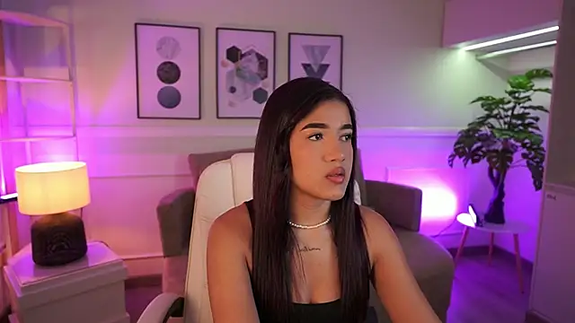 IvyGrabes online show from July 15, 11:37 am