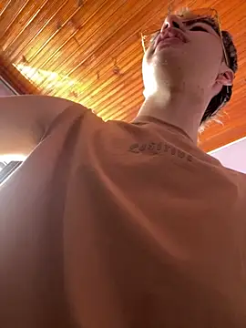 Snapshot of AlexanderCollman2 chatting on March 30, 7:26 pm AlexanderCollman2 online show from March 30, 7:26 pm