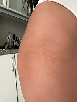 putitaarg online show from February 10, 7:51 pm