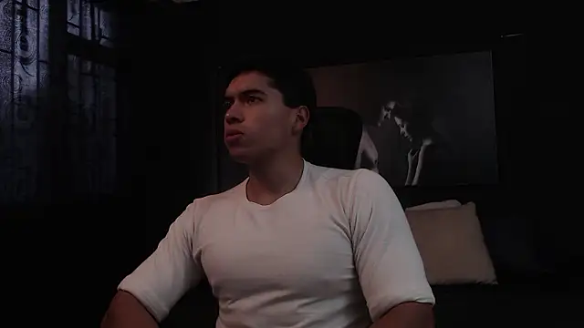 hat guy01 online show from February 7, 9:18 pm