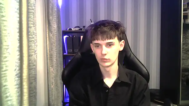 Sweet Dude online show from February 26, 8:52 pm