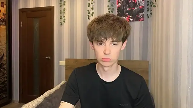Sweet Dude online show from May 4, 5:31 pm