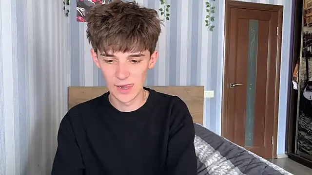 Sweet Dude online show from June 14, 1:13 pm