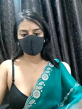 Alix cuti online show from July 29, 7:45 pm