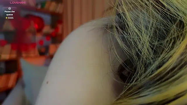 kate  rIna online show from February 14, 2:08 am