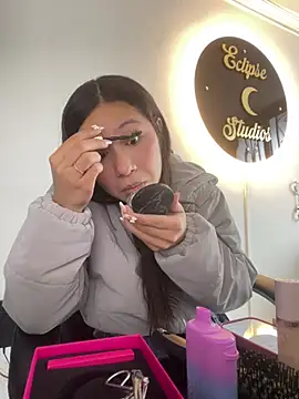 DULCE MARIA EF online show from March 19, 1:15 pm