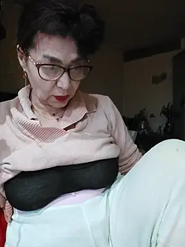 Love Tina4ever online show from February 5, 6:07 am