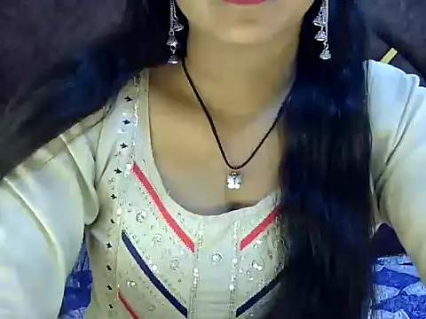 Cute Aayera online show from February 11, 6:07 am